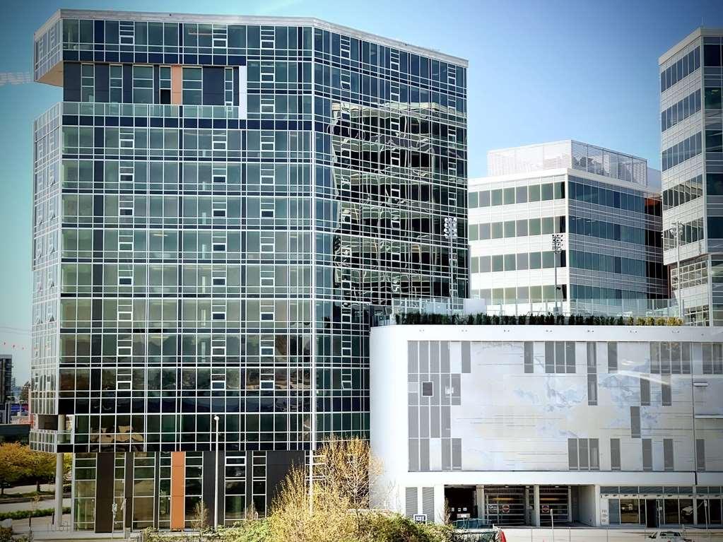 Versante Hotel ريتشموند، كولومبيا البريطانية المظهر الخارجي الصورة