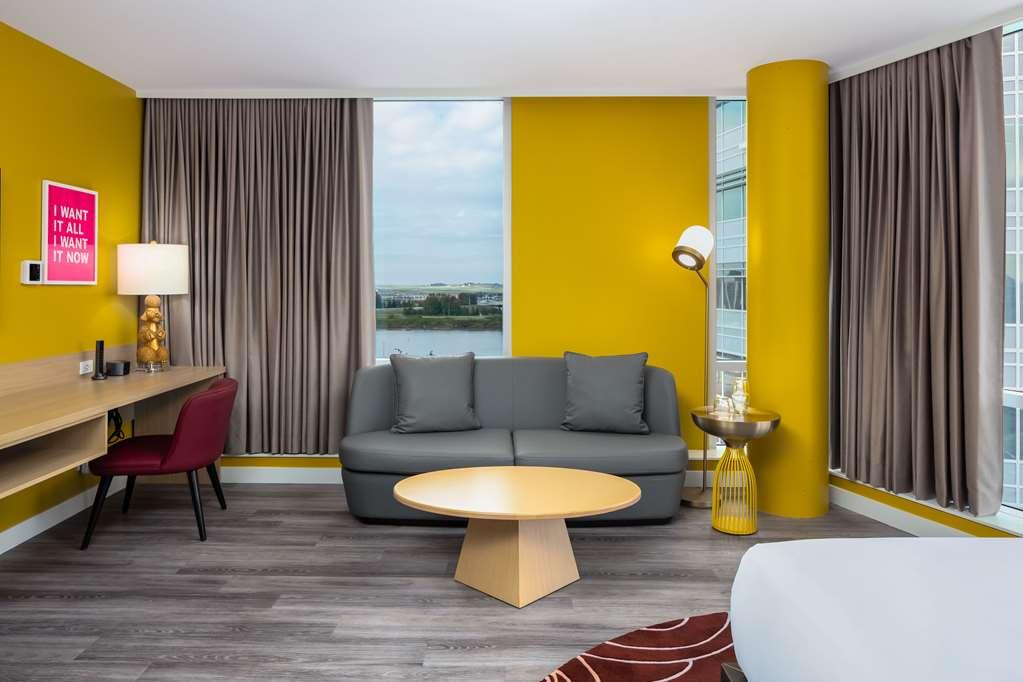 Versante Hotel ريتشموند، كولومبيا البريطانية الغرفة الصورة